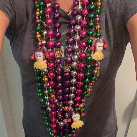 Official Mardi Gras Beads (5) - Picture 2 of 6